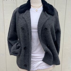 Lord & Taylor Gray Wool Peacoat Style Sweater Size Medium